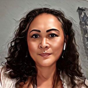 Meet your Posher, Gloria